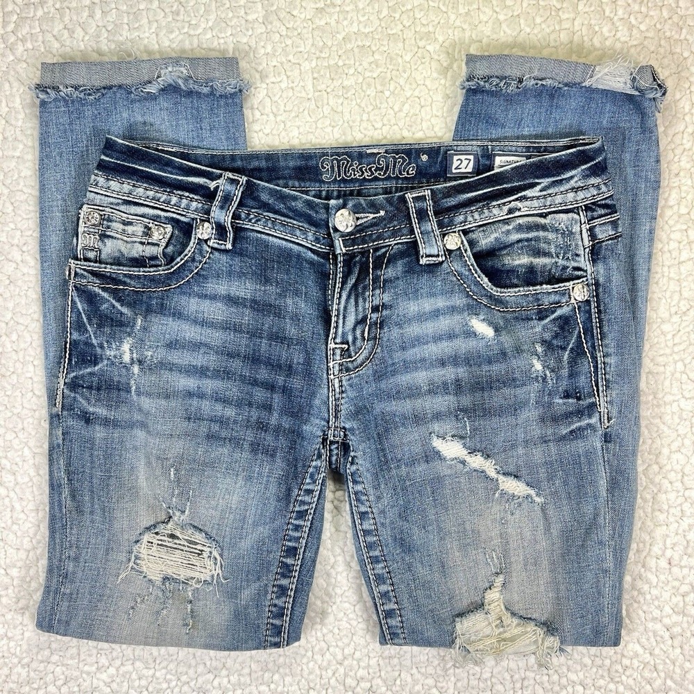 Miss Me Jeans Women's Size 27 (Actual 31x27) Blue Signature Crop Embellished